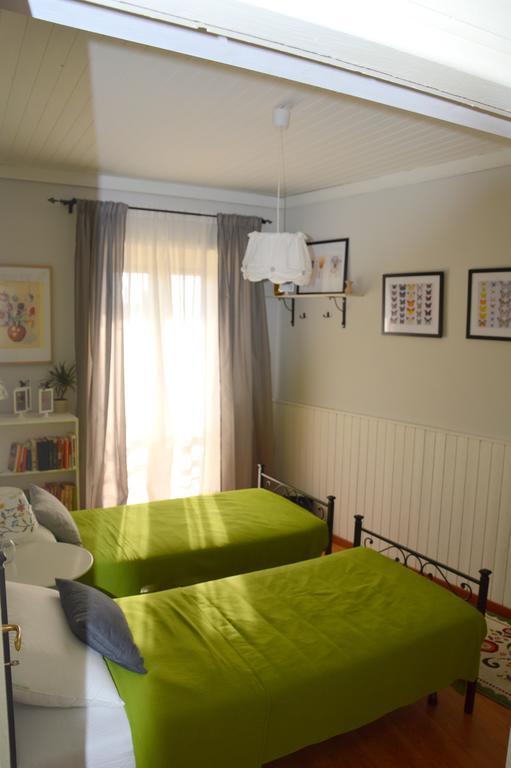 Il Cortiletto Dei Capperi Bed and Breakfast Gassino Torinese Habitación foto